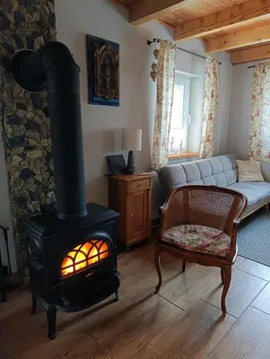 Część wypoczynkowa w obiekcie Domki pod lipą