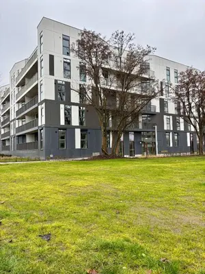 Budynek, w którym mieści się apartament
