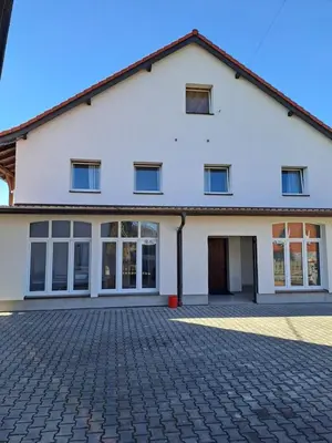 Budynek, w którym mieści się pensjonat