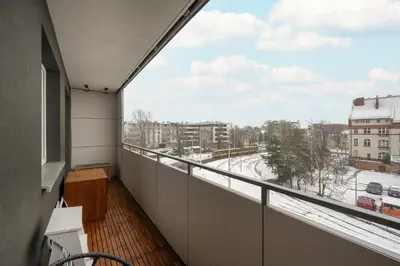 Balkon lub taras w obiekcie Bright Two Bedroom Apartment in Wrocław with Air Conditioning and Parking by Noclegi Renters