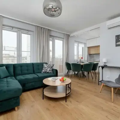 Bright Two Bedroom Apartment in Wrocław with Air Conditioning and Parking by Noclegi Renters