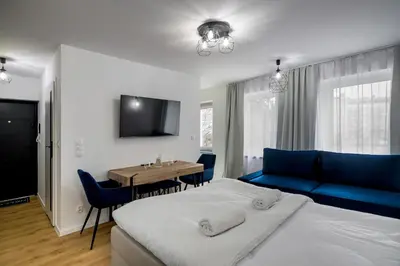 Telewizja i/lub zestaw kina domowego w obiekcie RentPlanet - Studio Oleśnicka