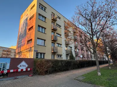 Budynek, w którym mieści się apartament