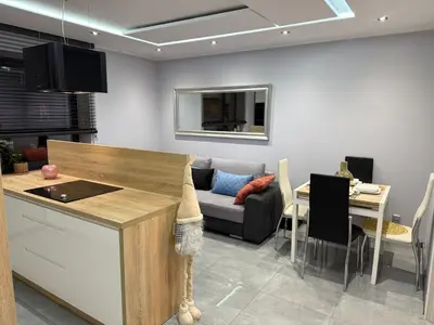 Kuchnia lub aneks kuchenny w obiekcie Apartament GreenHills 2