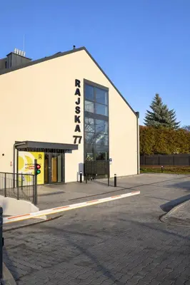 Budynek, w którym mieści się apartament