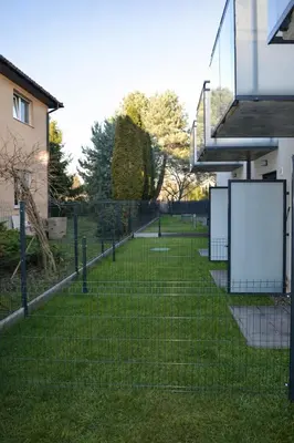 Ogród w obiekcie Apartments Rajska 77