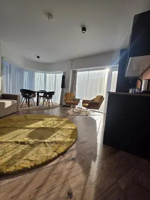 Łóżko lub łóżka w pokoju w obiekcie Czarnogórska Perła