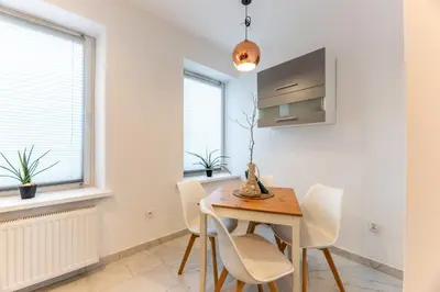 Telewizja i/lub zestaw kina domowego w obiekcie Kłodzki Apartament z Parkingiem - Blisko Centrum
