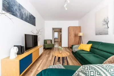 Telewizja i/lub zestaw kina domowego w obiekcie Kłodzki Apartament z Parkingiem - Blisko Centrum