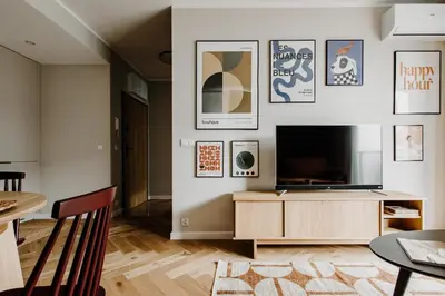 Telewizja i/lub zestaw kina domowego w obiekcie Braniborska 70 - Natural Luxury Apartment - Wrocław - Fair Rentals