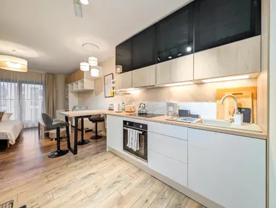 Kuchnia lub aneks kuchenny w obiekcie Traugutta Stylish Studio FREE Parking by BookingHost