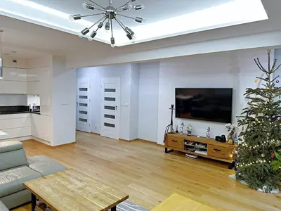 Telewizja i/lub zestaw kina domowego w obiekcie Mieszkanie 60m2 z balkonem na Sylwestra w centrum Wrocławia!