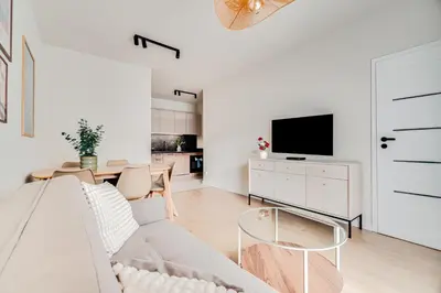 Telewizja i/lub zestaw kina domowego w obiekcie Legnicka Residence Adam i Ela