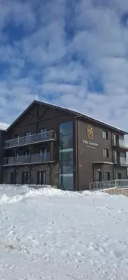 Budynek, w którym mieści się apartament