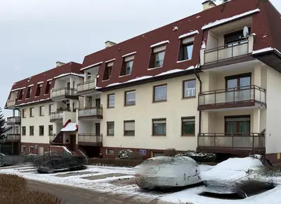 Budynek, w którym mieści się apartament