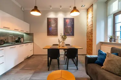 Kuchnia lub aneks kuchenny w obiekcie Gliwice Central Studio by BookingHost