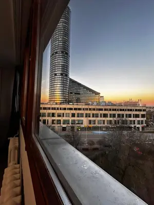 Balkon lub taras w obiekcie Powstańców Śląskich Lavish Apartment by BookingHost