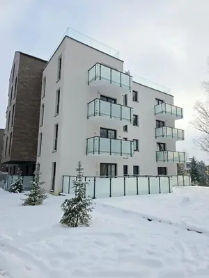 Obiekt Apartament Zielony Loft Kudowa Zdrój z parkingiem w garażu zimą