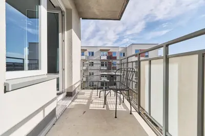 Balkon lub taras w obiekcie Siemianowicka Apartment with Balcony & Parking Wrocław by Noclegi Renters