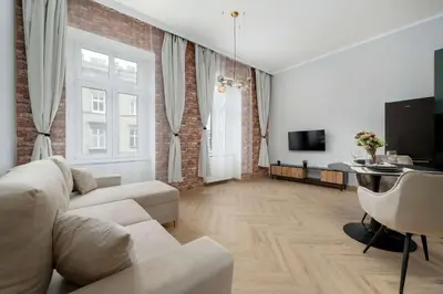 Telewizja i/lub zestaw kina domowego w obiekcie Dąbrowskiego Wrocław Climate Studio Pet Friendly by Noclegi Renters