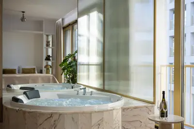 Plan piętra w obiekcie Apartamenty z jacuzzi i widokiem na Odrę - Boulevard Drobnera