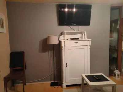 Telewizja i/lub zestaw kina domowego w obiekcie Marlove Apartment Wrocław