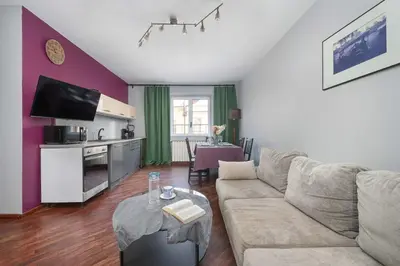 Kuchnia lub aneks kuchenny w obiekcie Atmospheric 2-Bedroom Apartment Near the Market Square by Noclegi Renters
