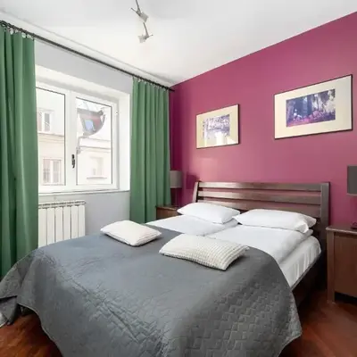 Atmospheric 2-Bedroom Apartment Near the Market Square by Noclegi Renters