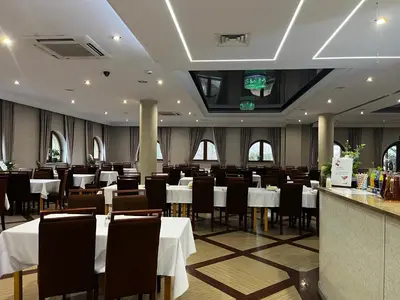 Restauracja lub miejsce do jedzenia w obiekcie Hotel Gorzelanny - basen , jacuzzi , sauna sucha, parowa w cenie pobytu!