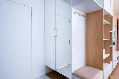 Plan piętra w obiekcie Luxury 24h Stay Apartment with Netflix, PrimeTV, EV Parking and 1Gbps WiFi