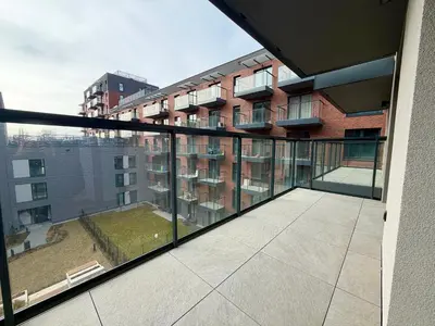 Balkon lub taras w obiekcie Madalińskiego Cosy Apartment by BookingHost