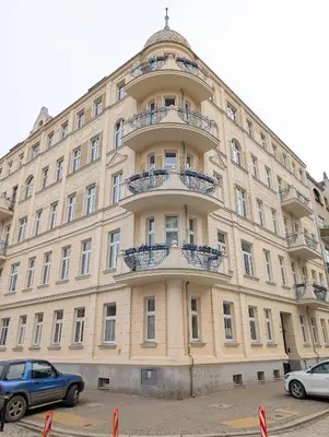 Budynek, w którym mieści się apartament