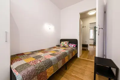 Łóżko lub łóżka w pokoju w obiekcie Old Town Square Apt - Balcony, Top Location - by Rentujemy