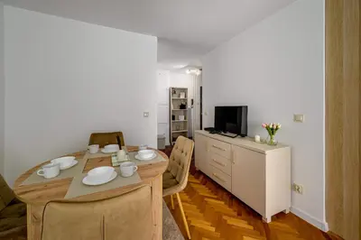 Telewizja i/lub zestaw kina domowego w obiekcie RentPlanet - Studio Pereca