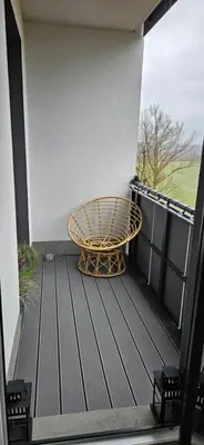 Balkon lub taras w obiekcie Apartament na Letniej EWA