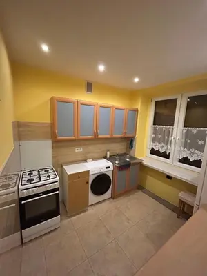Kuchnia lub aneks kuchenny w obiekcie kawalerka,apartament,mieszkanie