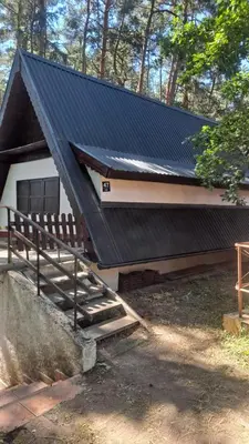 Budynek, w którym mieści się dom wakacyjny