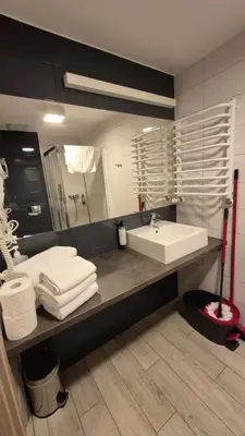 Łazienka w obiekcie Apartament Czarna Góra Ischgl 13 z widokiem na góry