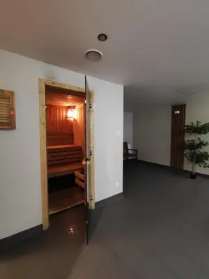 Plan piętra w obiekcie Apartament Czarna Góra Ischgl 13 z widokiem na góry