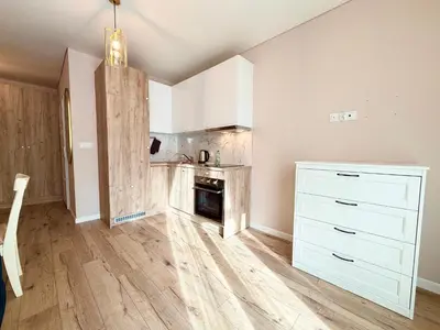 Kuchnia lub aneks kuchenny w obiekcie Legnicka Residence Apartment by BookingHost