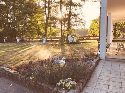 Ogród w obiekcie Agroturystyka Nad Stawem