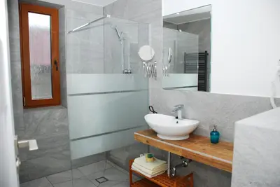 Łazienka w obiekcie Apartamenty Akacjowa przy Parku Szwedzkim