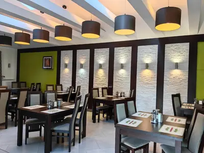 Restauracja lub miejsce do jedzenia w obiekcie Willa San Remo