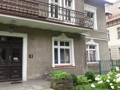 Budynek, w którym mieści się apartament