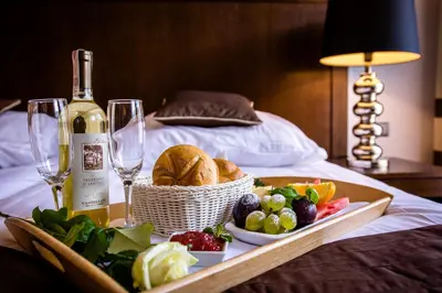 Jedzenie w hotelu lub w pobliżu