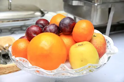 Jedzenie w ośrodku wypoczynkowym lub w pobliżu