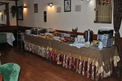 Jedzenie w hotelu lub w pobliżu