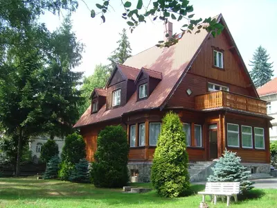 Ogród w obiekcie Apartamenty Złota Palma