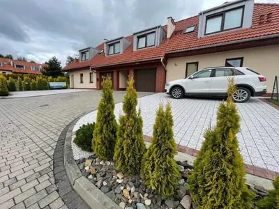 Budynek, w którym mieści się apartament