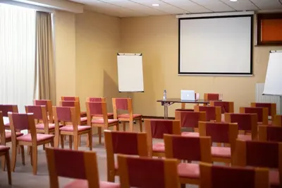 Zaplecze biznesowe lub konferencyjne w obiekcie Premium Hotel Bacero Wrocław